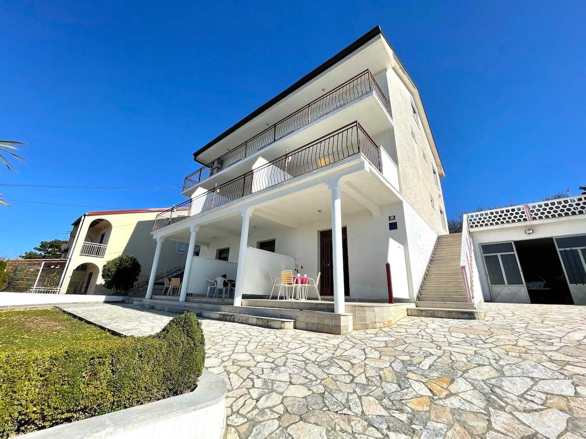 Apartman Luky 1