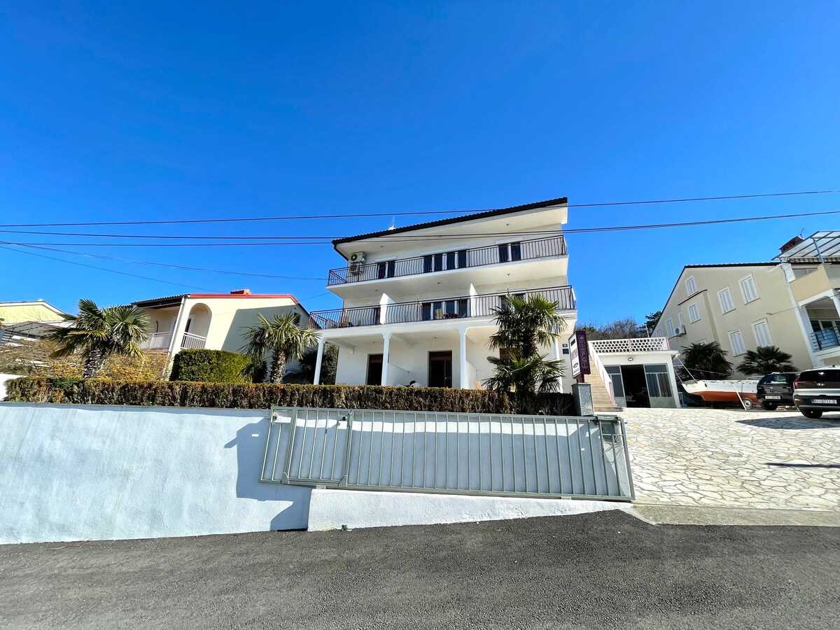 Apartman Luky 5