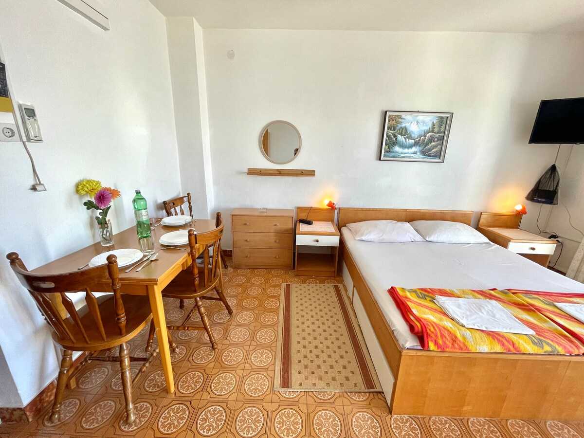 Apartman Luky 5