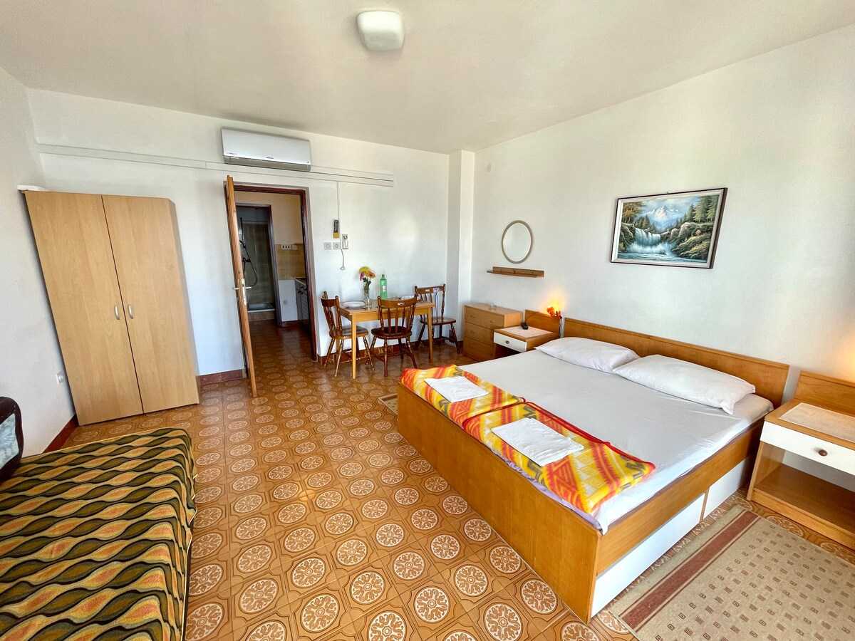 Apartman Luky 5