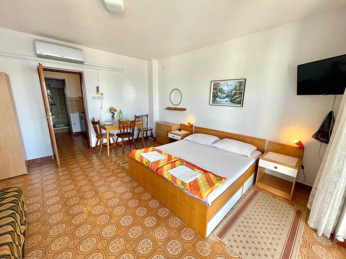 Apartman Luky 5
