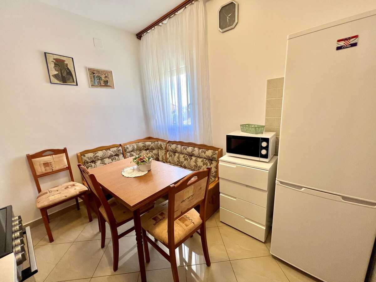 Apartment Mare 3
