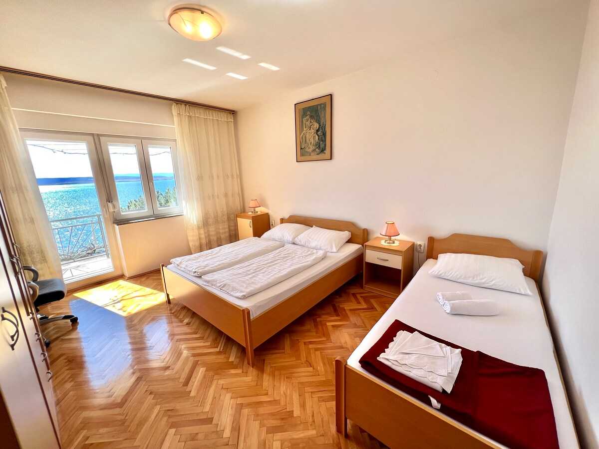 Apartment Mare 3