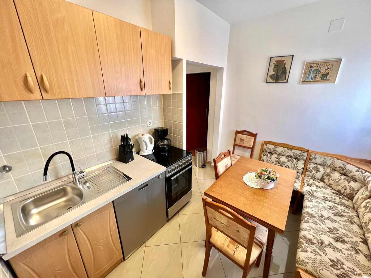 Apartment Mare 3