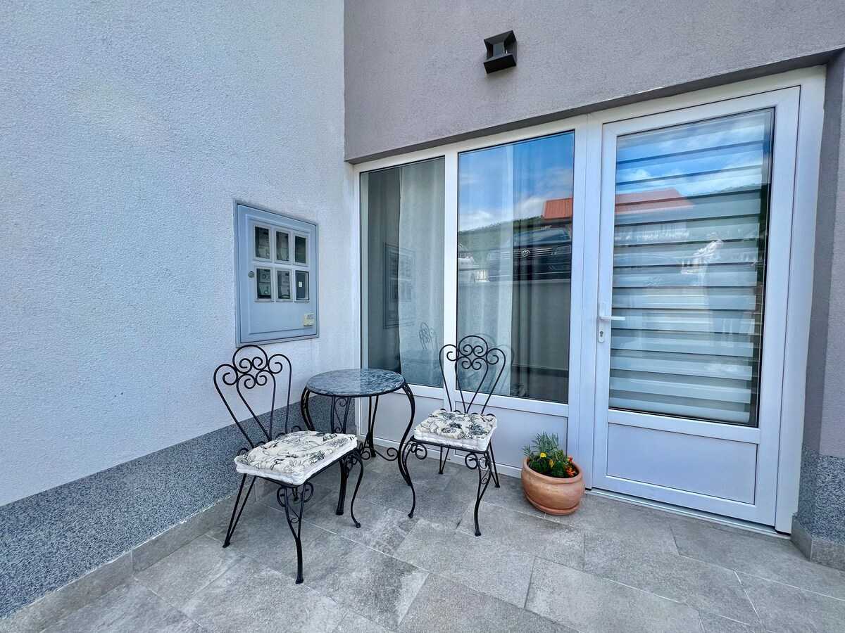 Apartment Jasmin 2
