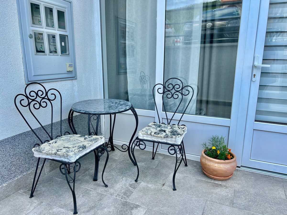 Apartment Jasmin 2