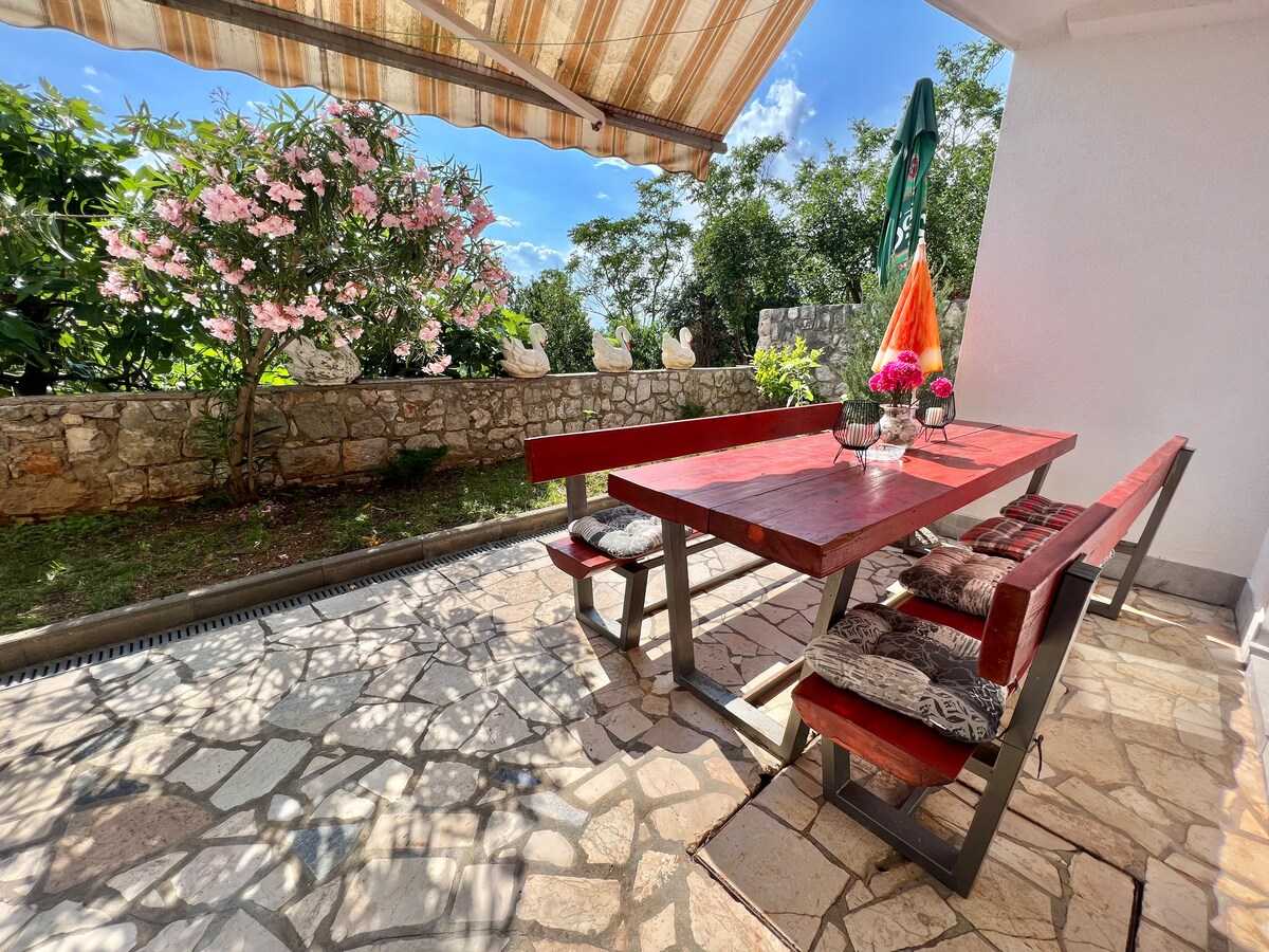 Apartment Ana 1