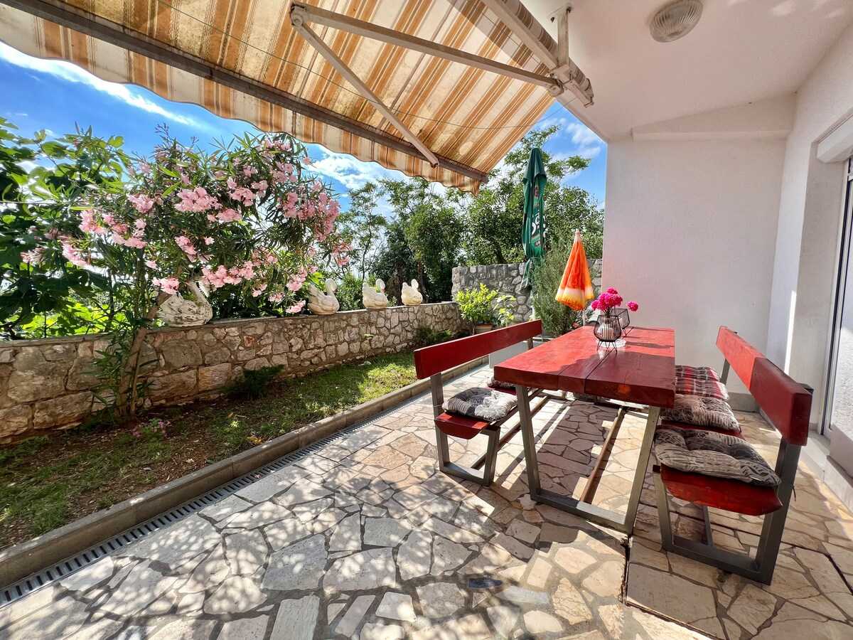 Apartment Ana 1