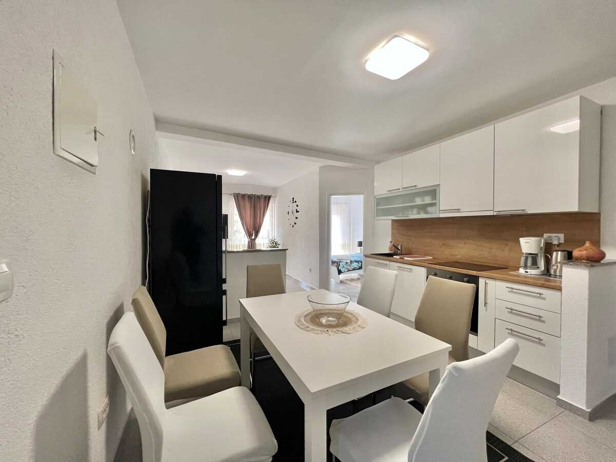 Apartment Ana 1