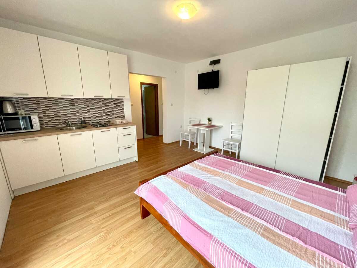 Studio apartman Julie 4