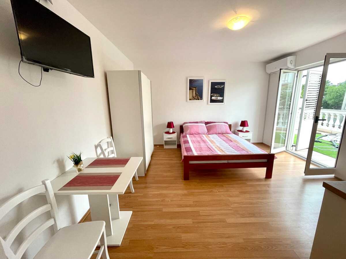 Studio apartman Julie 4