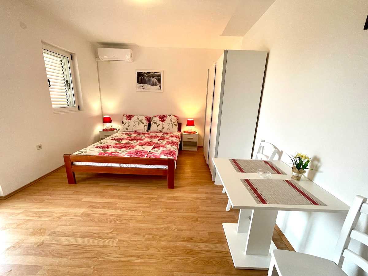 Studio apartman Julie 6