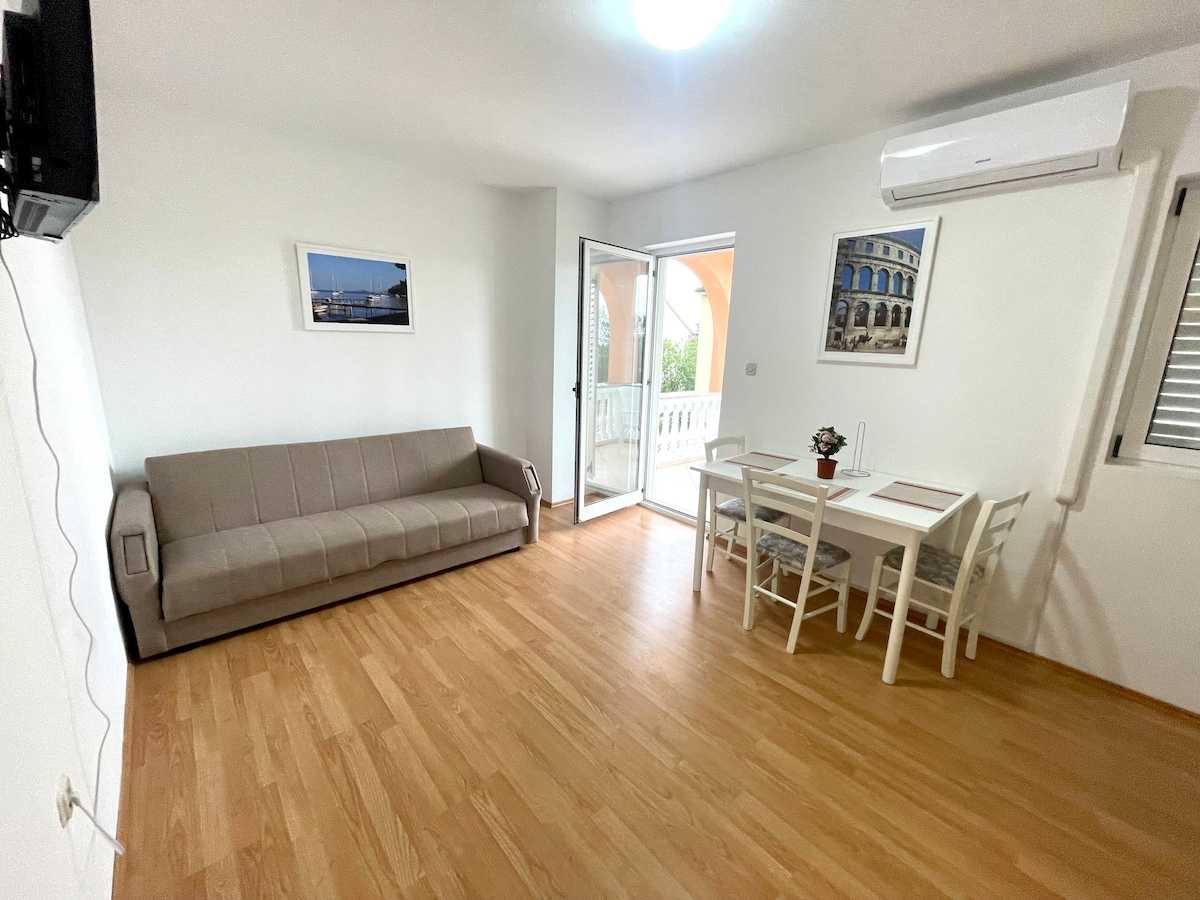 Apartman Julie 7