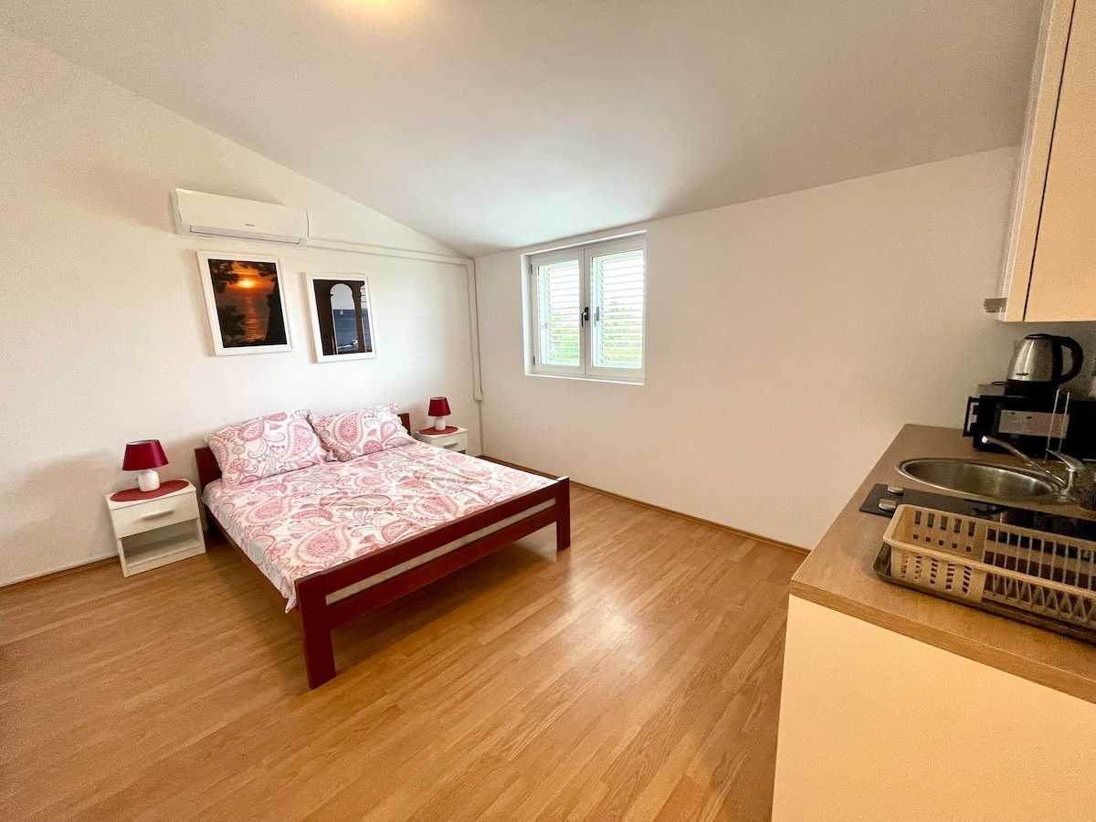 Studio apartman Julie 8