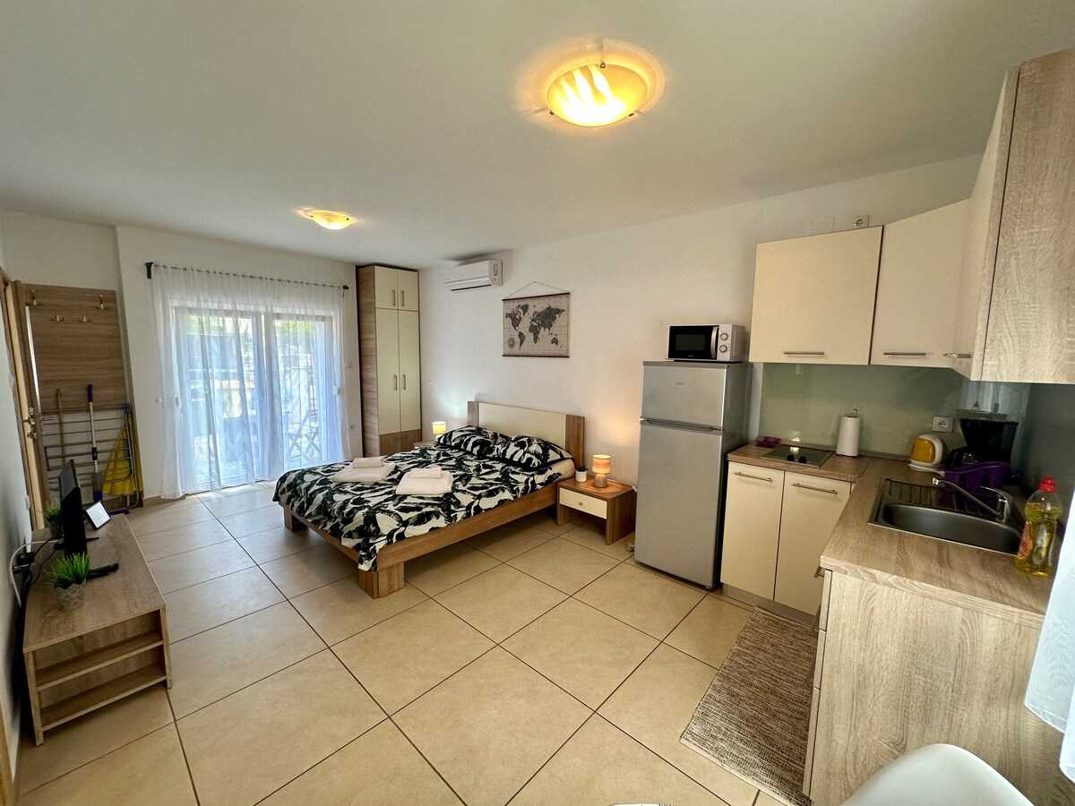Studio apartman Easy
