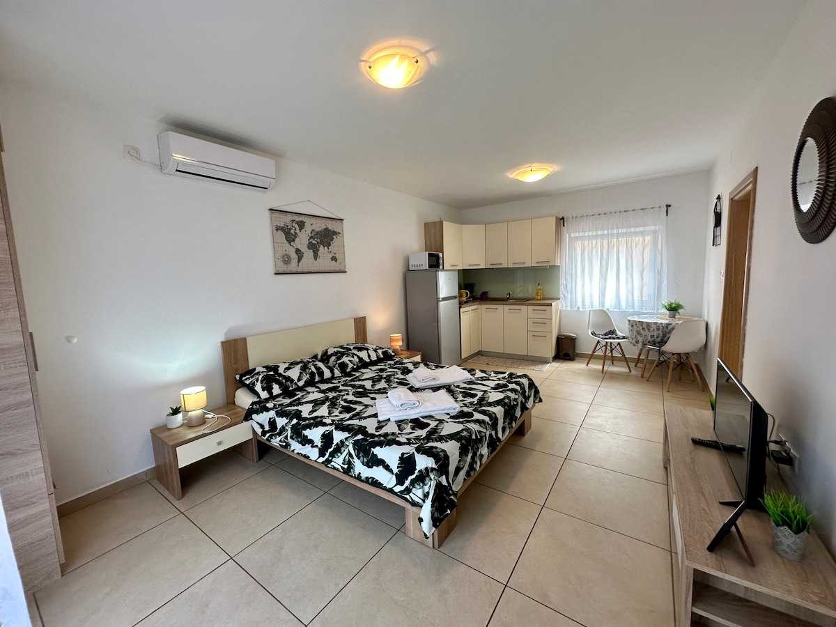 Studio apartman Easy