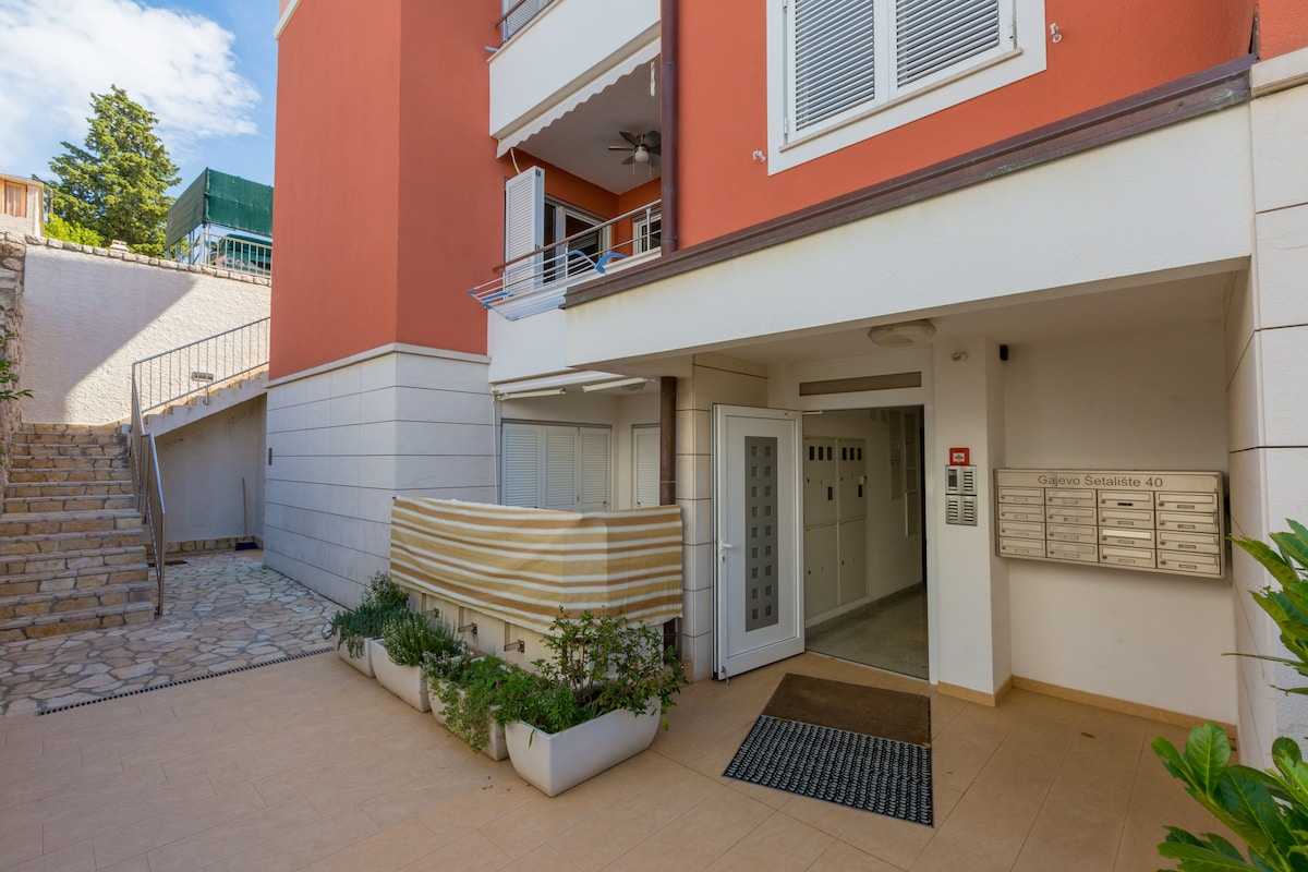 Apartman Zlatno Sunce