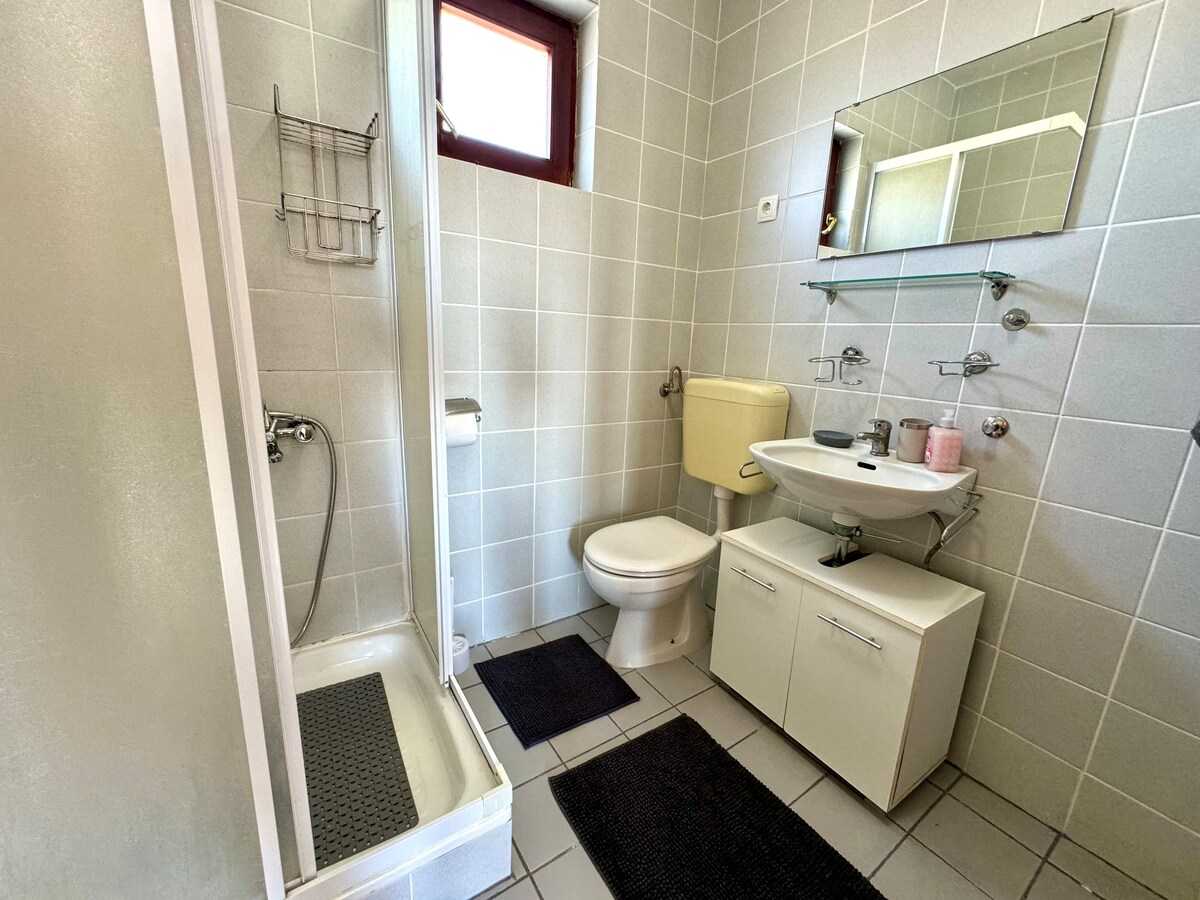 Apartman Lora 2