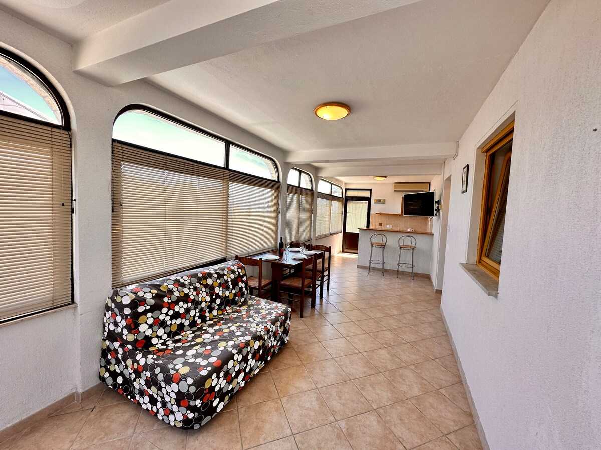 Apartment Jaka 2