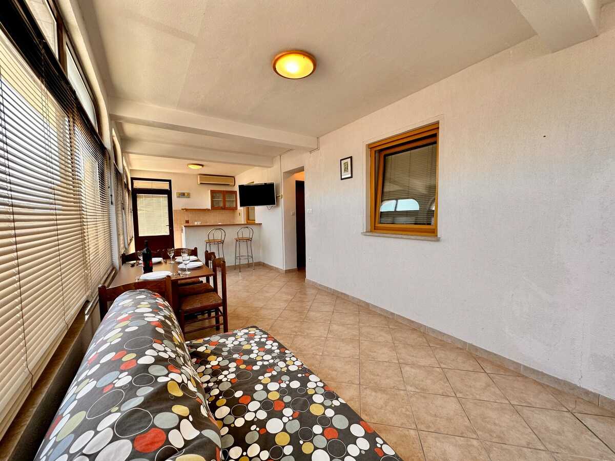 Apartment Jaka 2