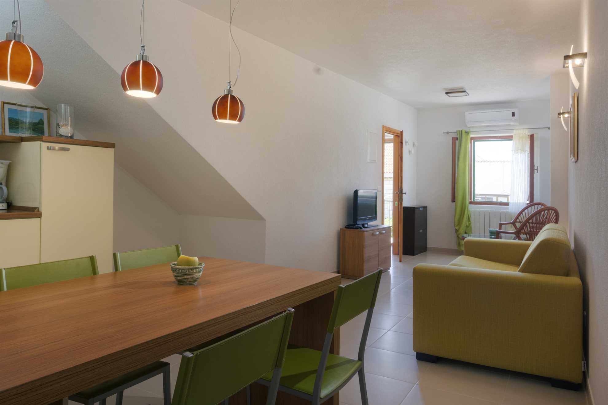 Modern Center Apartment