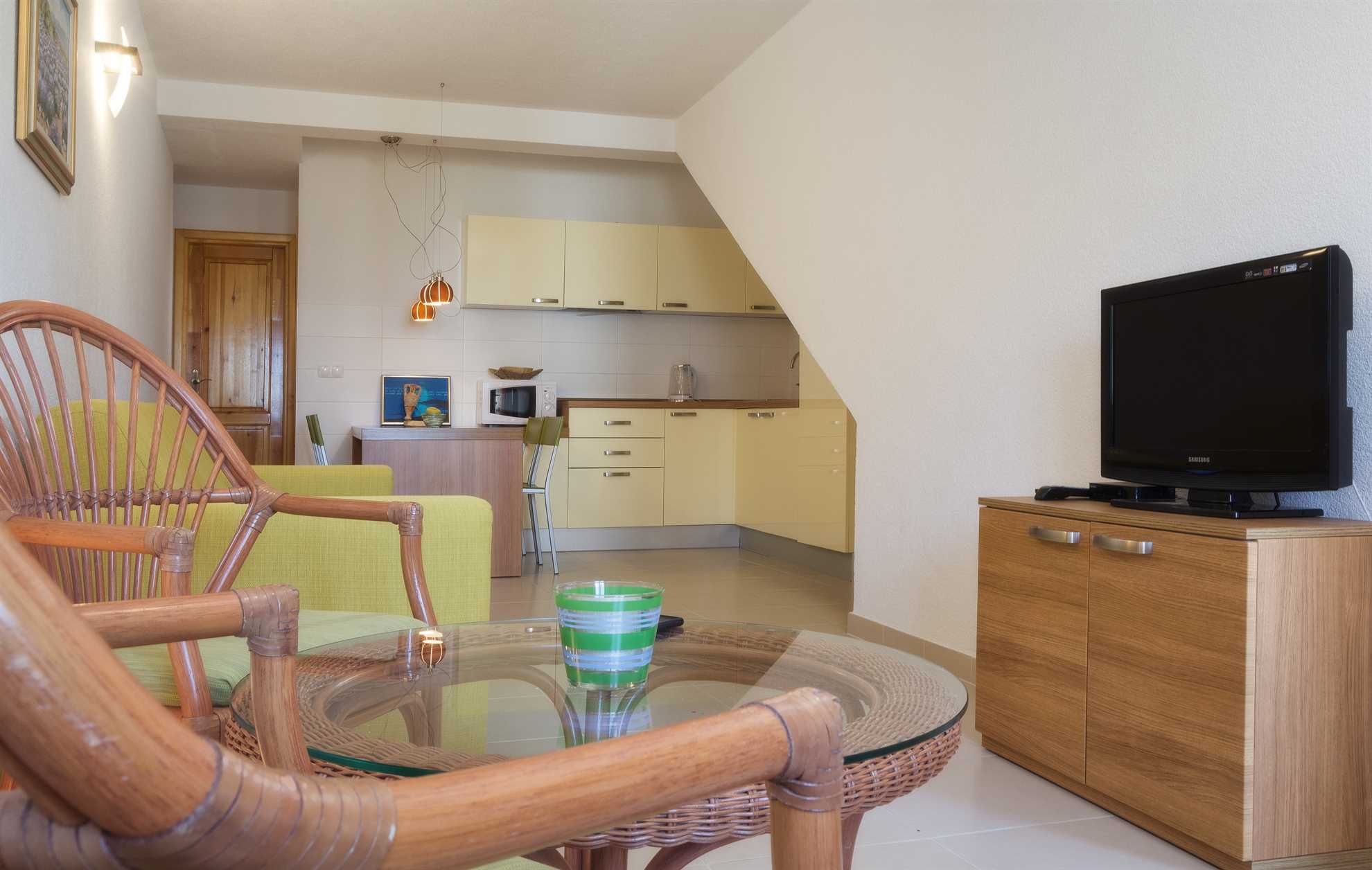 Modern Center Apartment