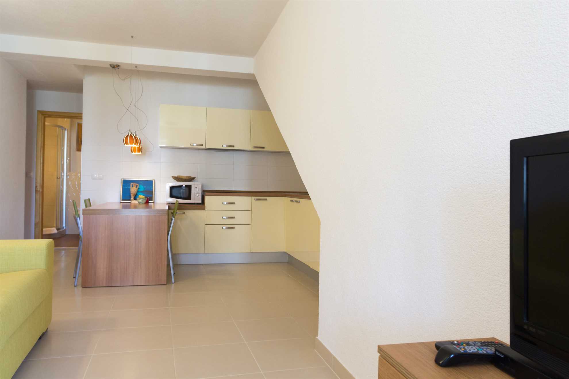 Modern Center Apartment