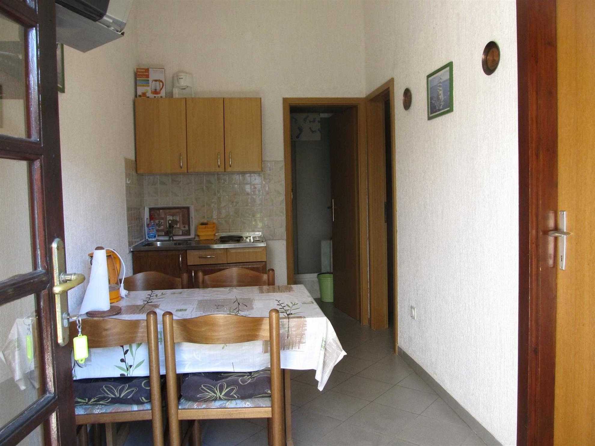 Wohnung in Pješčana uvala,familienfreundlich nahe am Strand,ruhig,WIFi,bis zu 4 Personen
