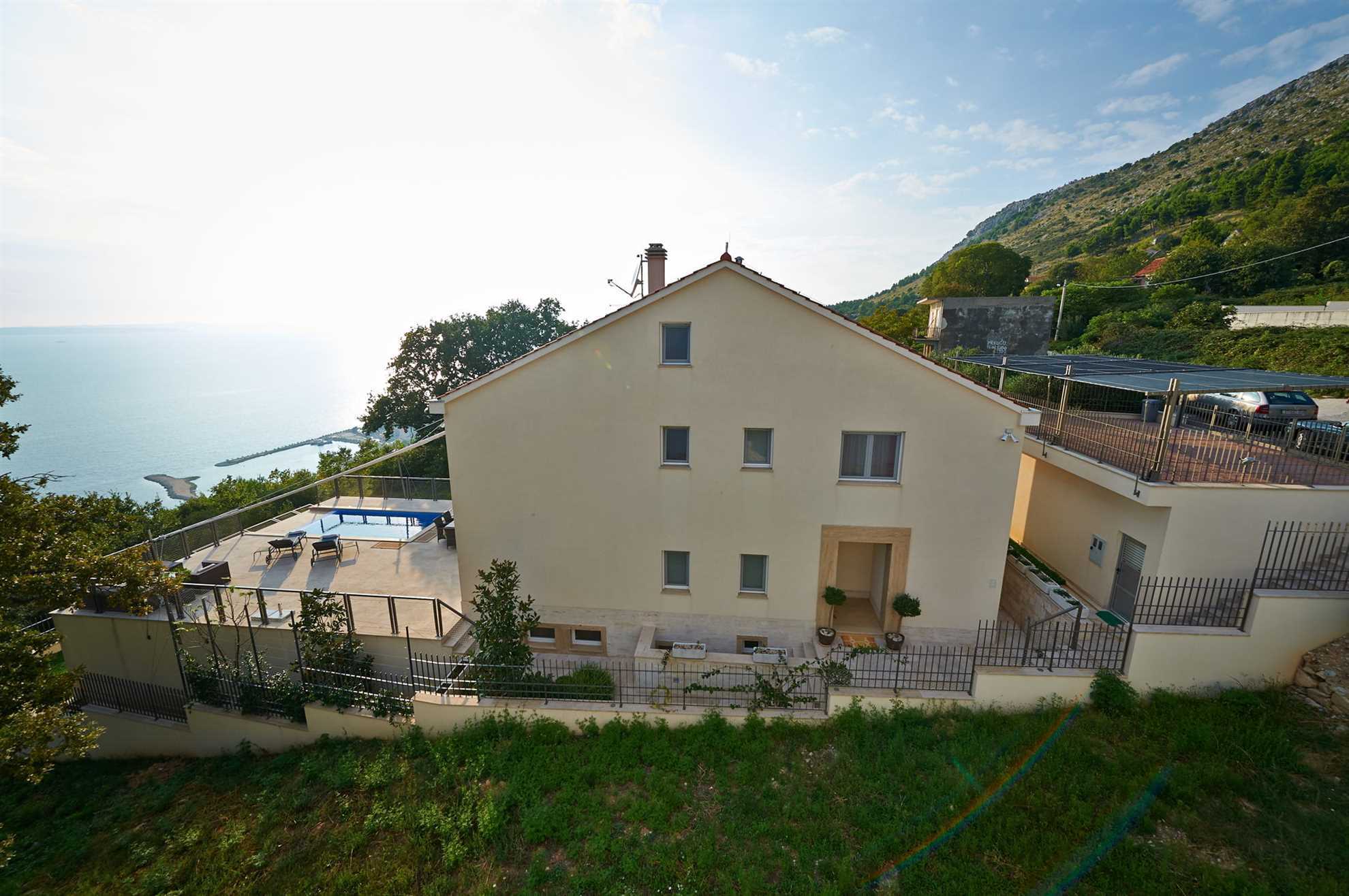 Luxury Villa Venera with Pool