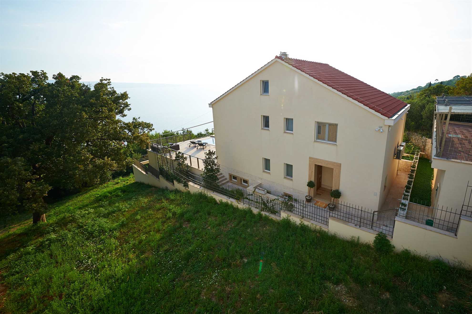 Luxury Villa Venera with Pool