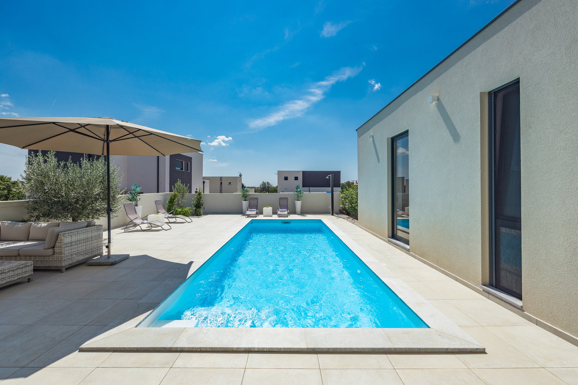 Villa Bella Bianca with Pool