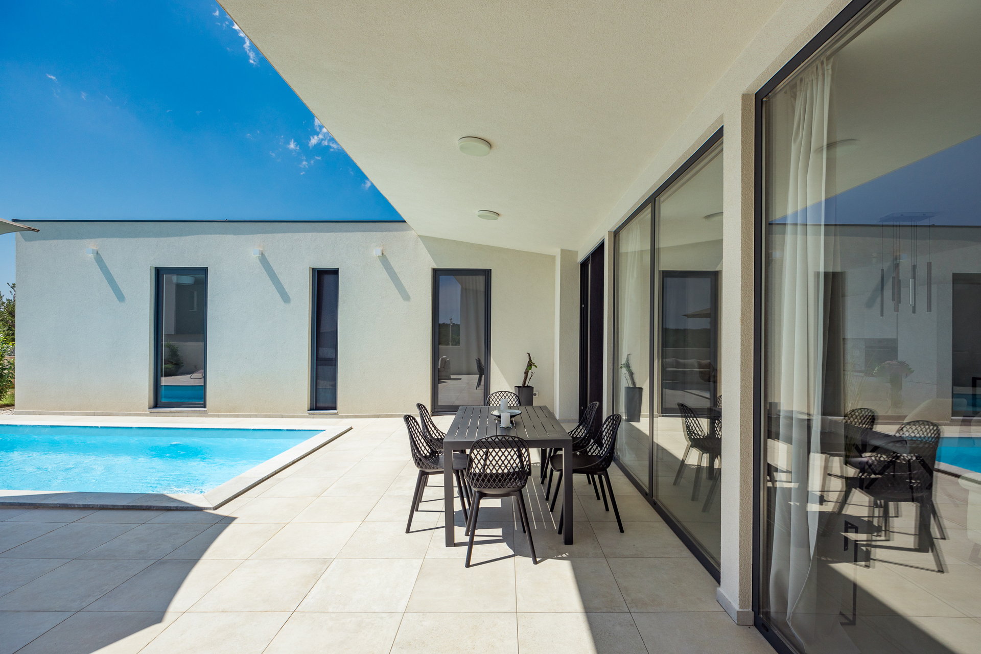 Villa Bella Bianca with Pool
