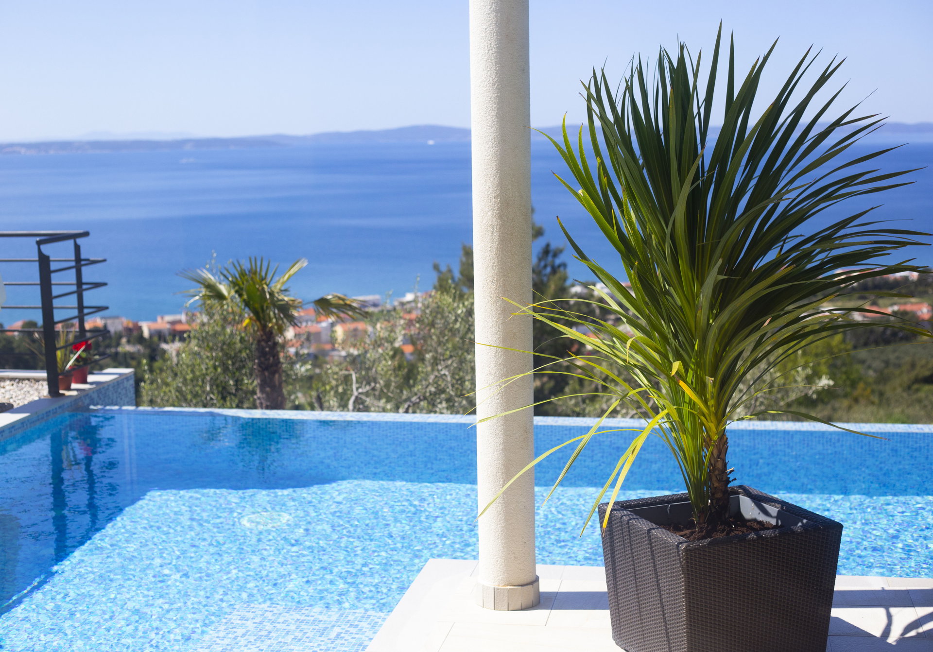 Luxury Villa White Velvet with Pool