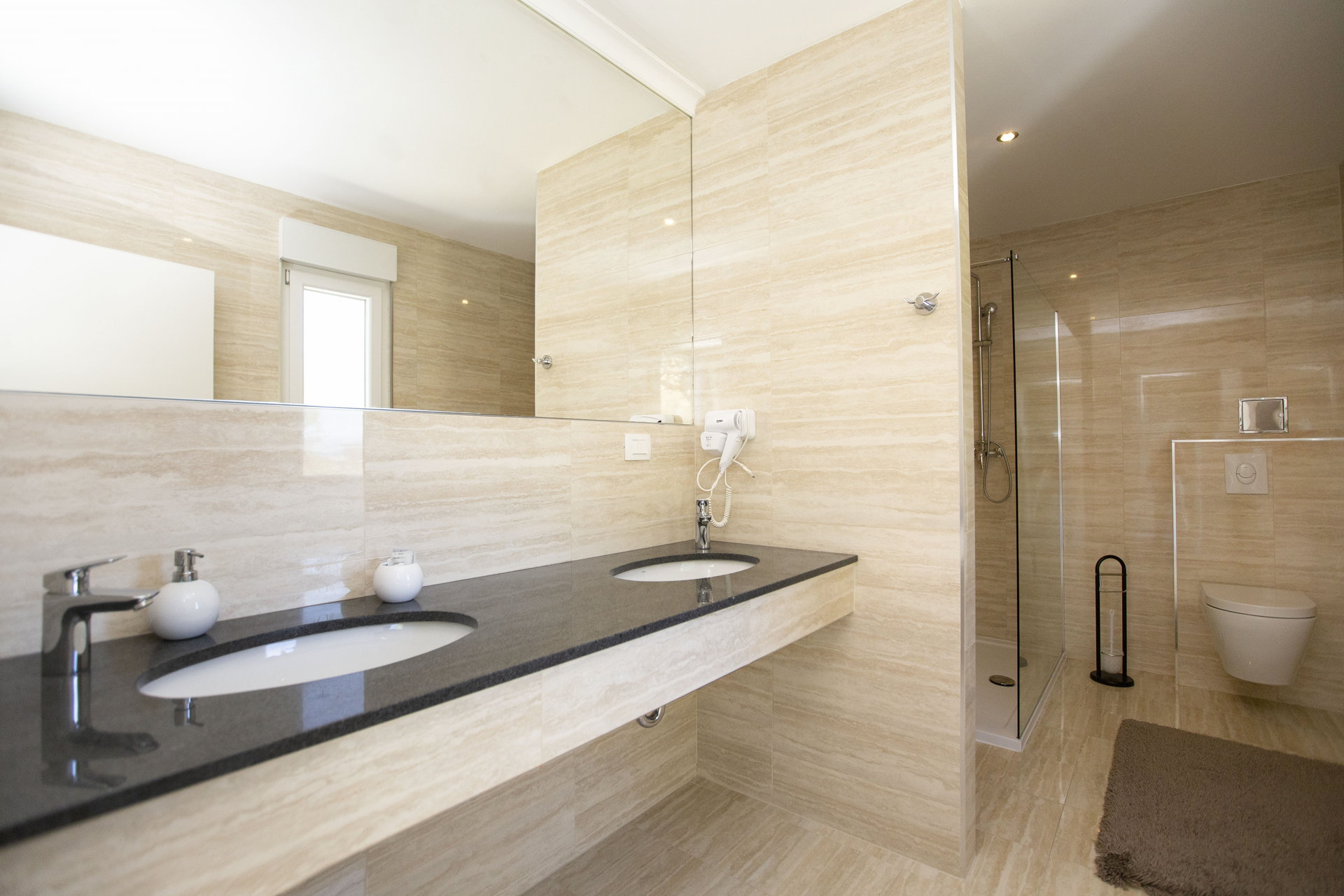 Luxury Villa White Velvet with Pool