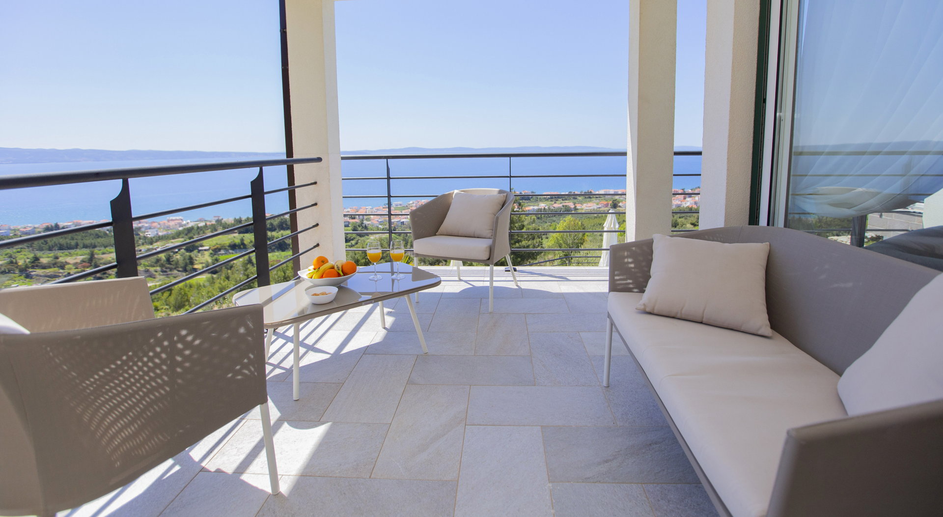 Luxury Villa White Velvet with Pool