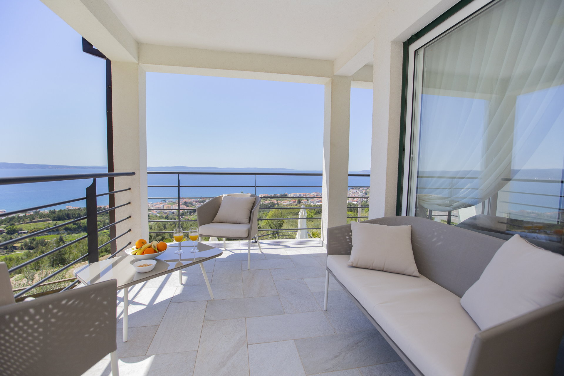 Luxury Villa White Velvet with Pool
