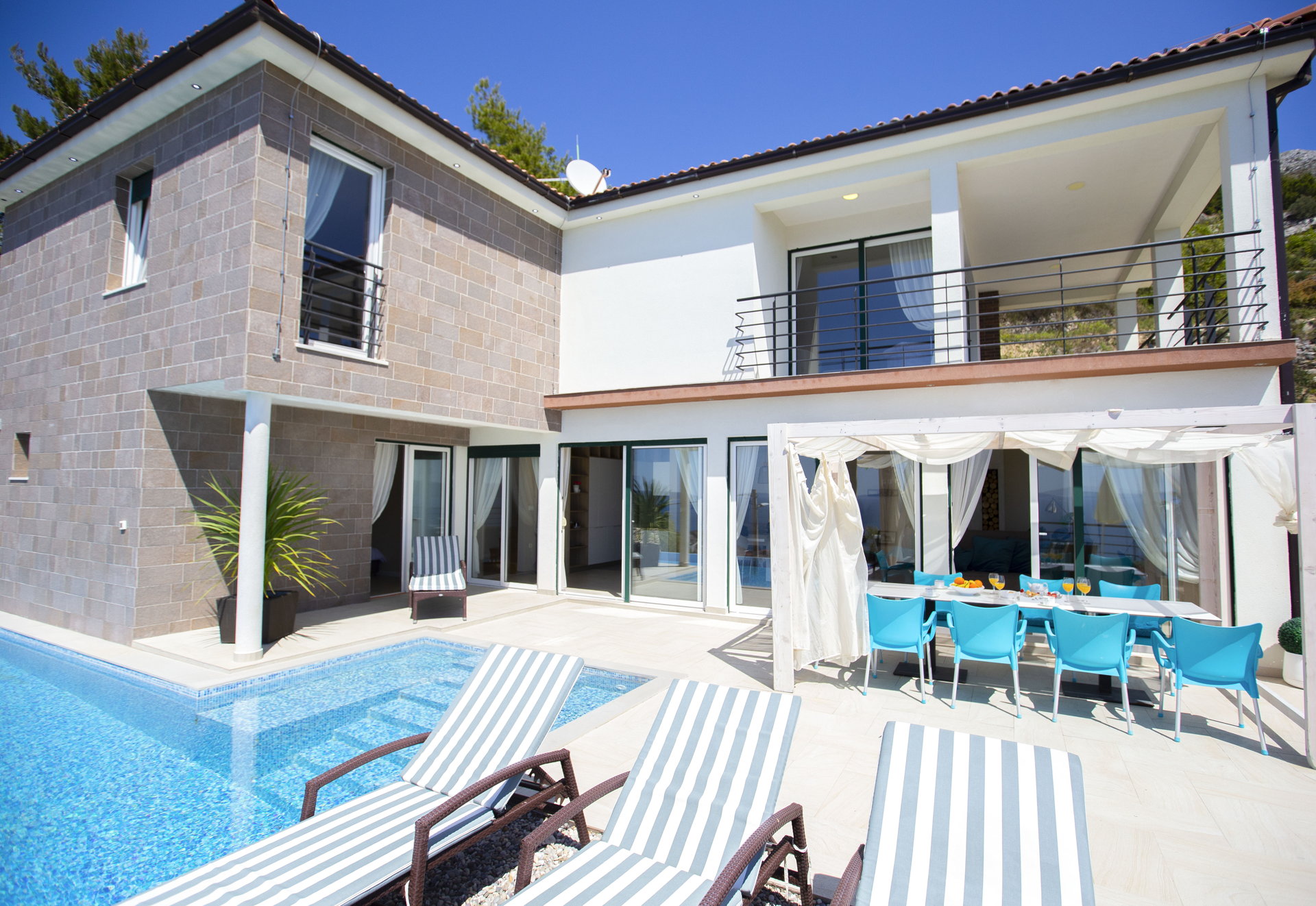 Luxury Villa White Velvet with Pool
