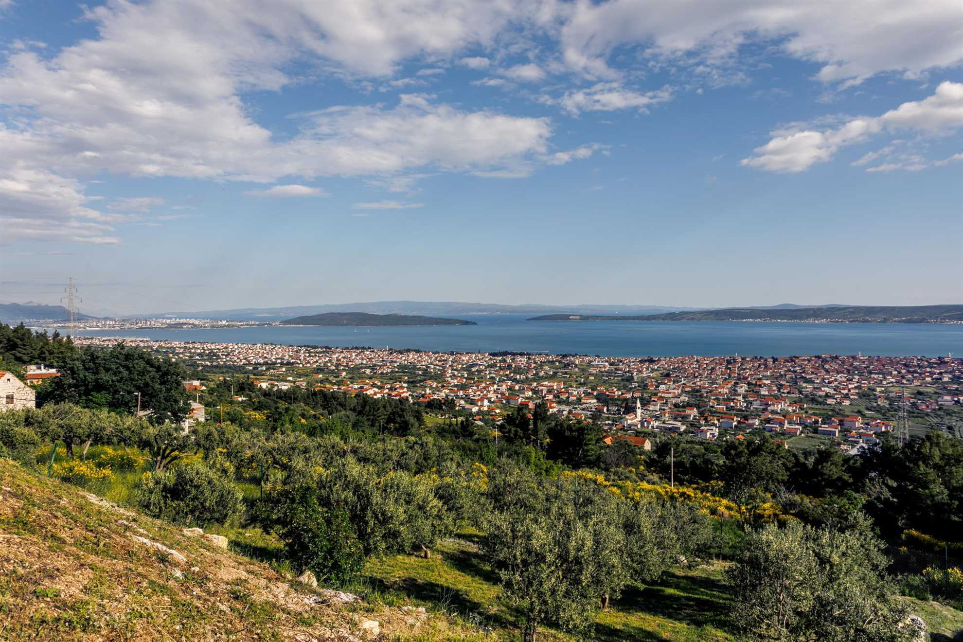 Luxury Villa Grand View with Swimming Pool