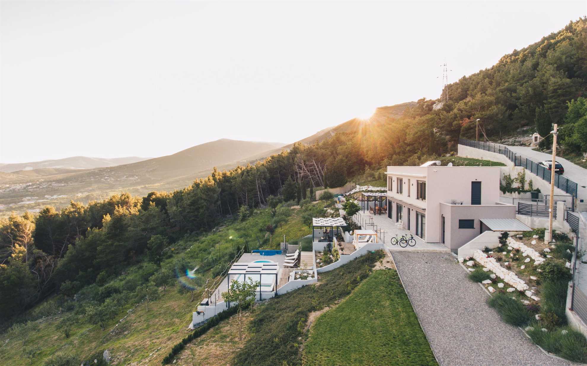 Luxury Villa Grand View with Swimming Pool