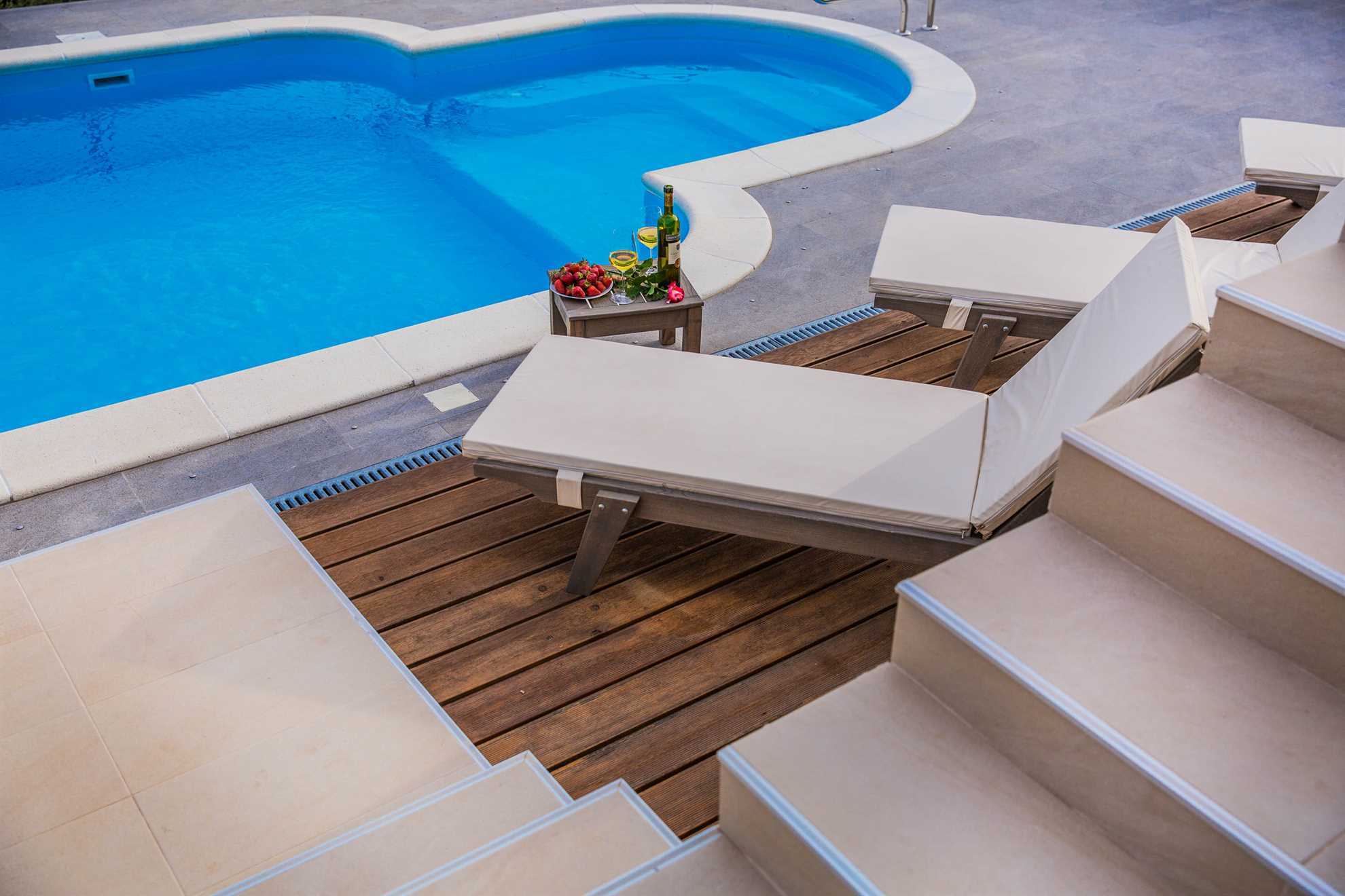 Luxury Villa Grand View with Swimming Pool