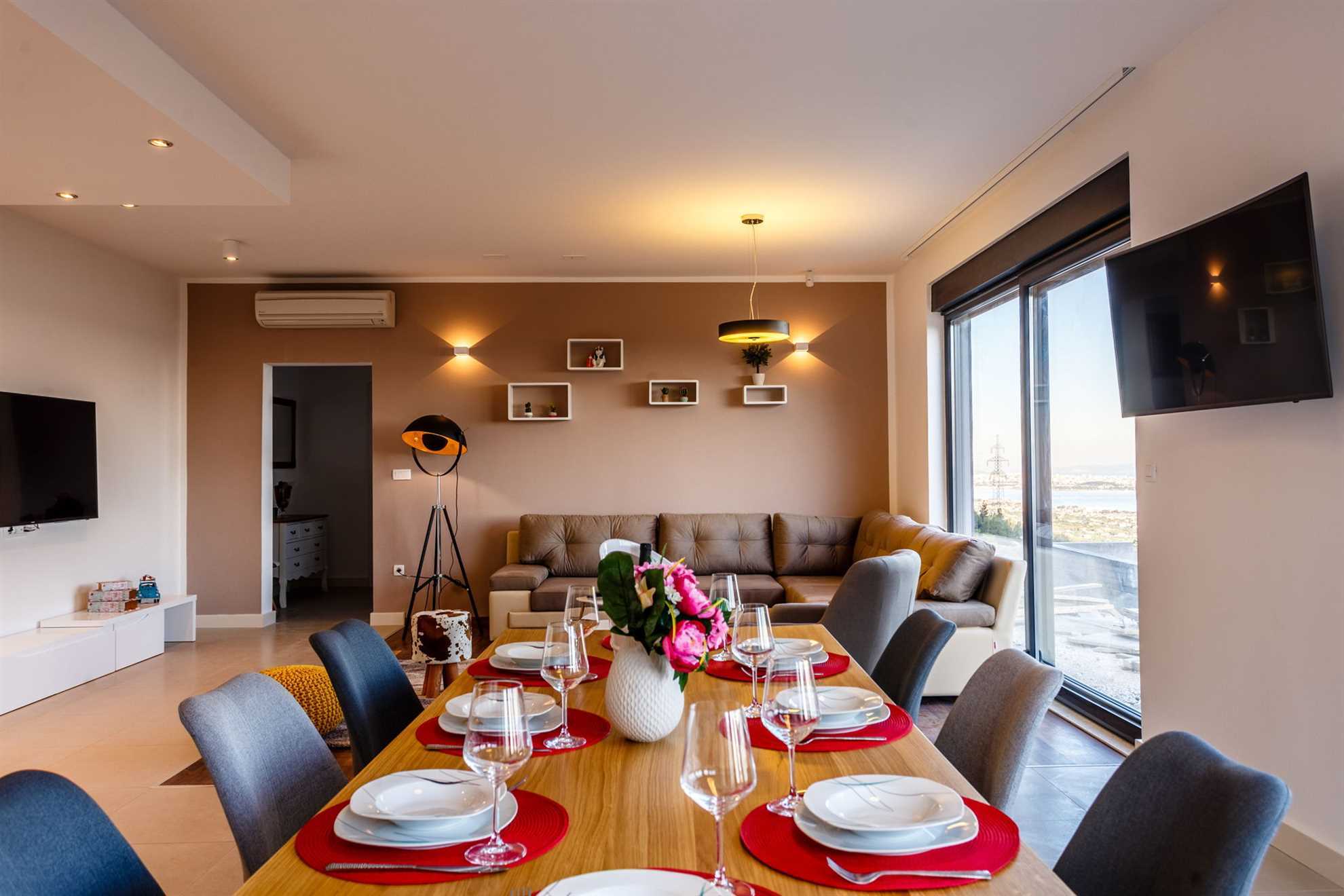 Luxury Villa Grand View with Swimming Pool