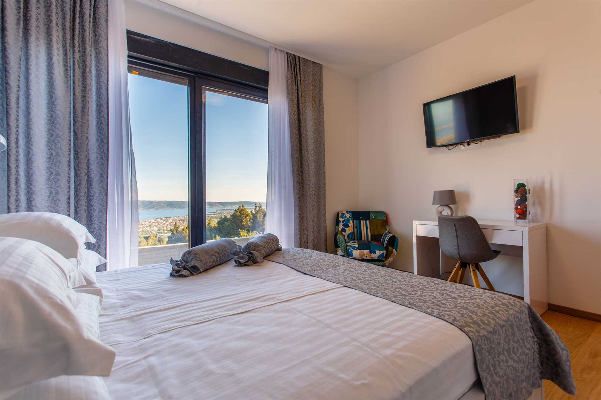 Luxury Villa Grand View with Swimming Pool