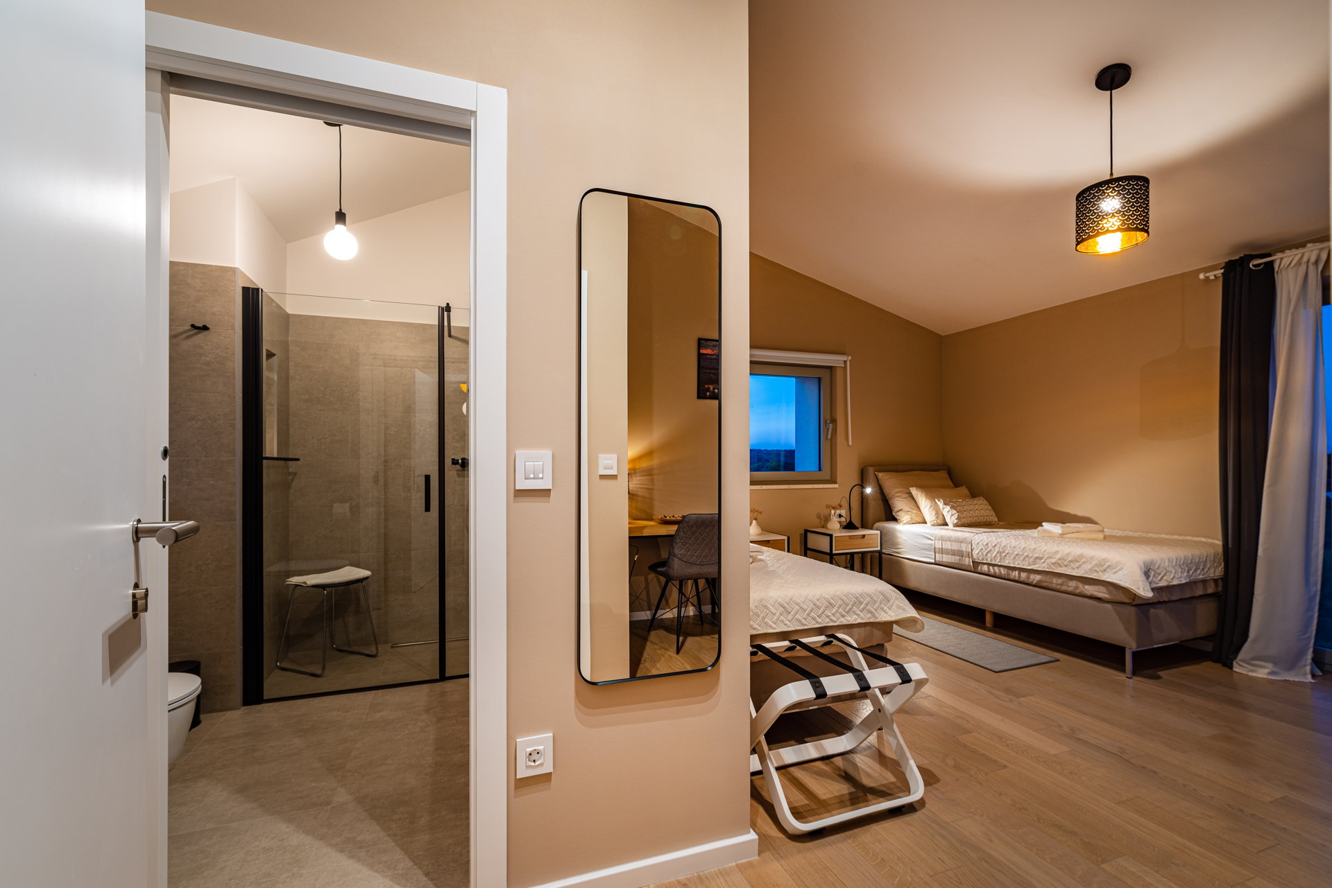 Villa Hypnotic with Pool