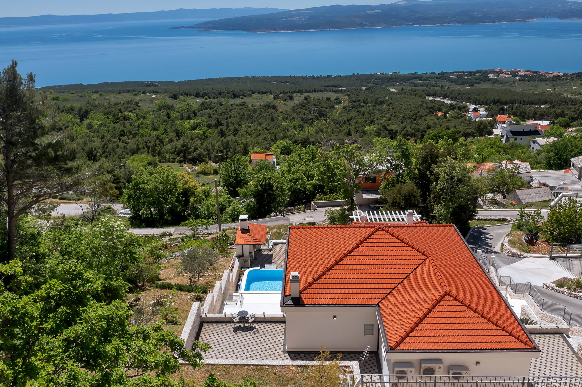 Villa Simply White with Pool