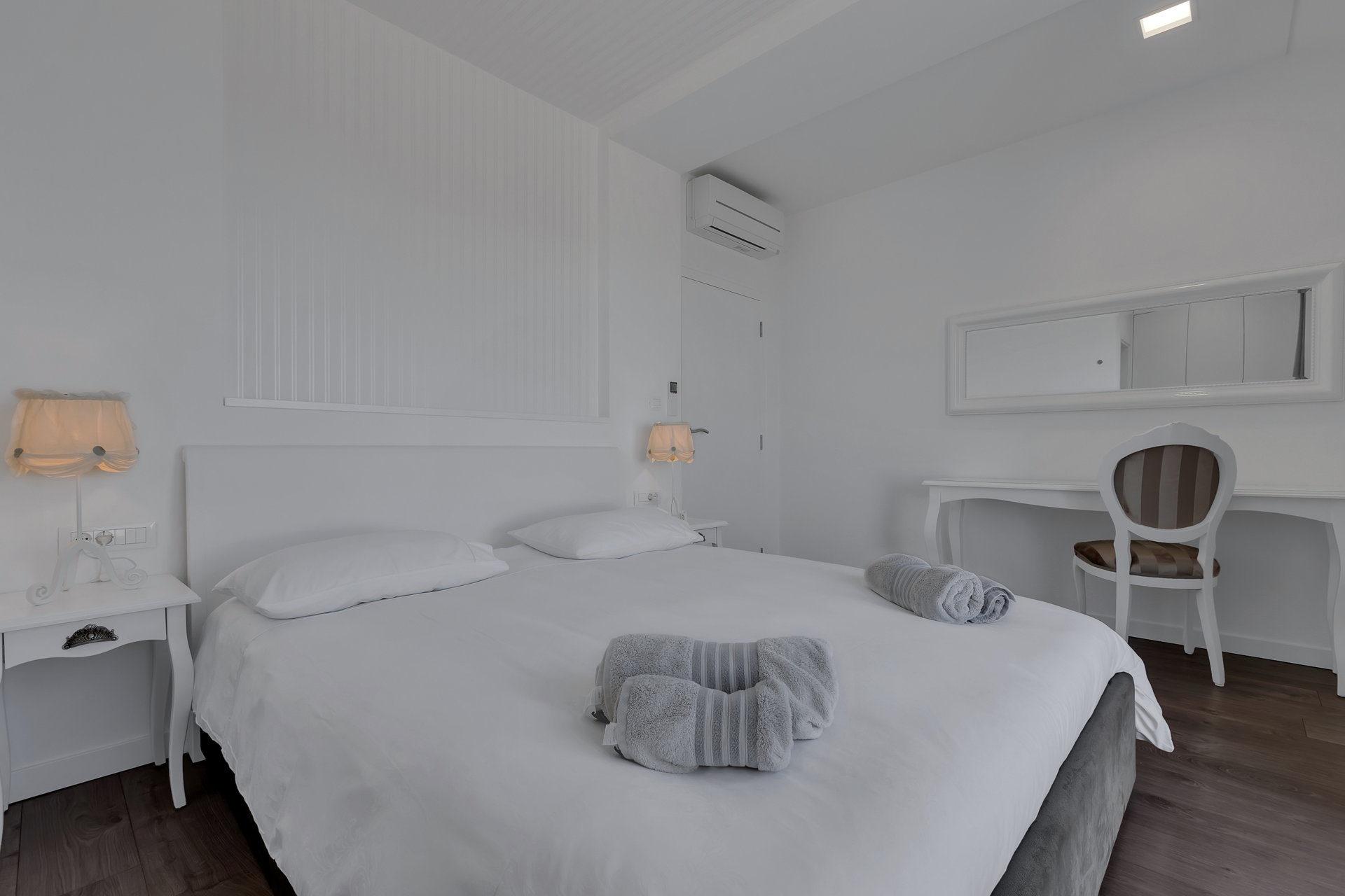Villa Simply White with Pool