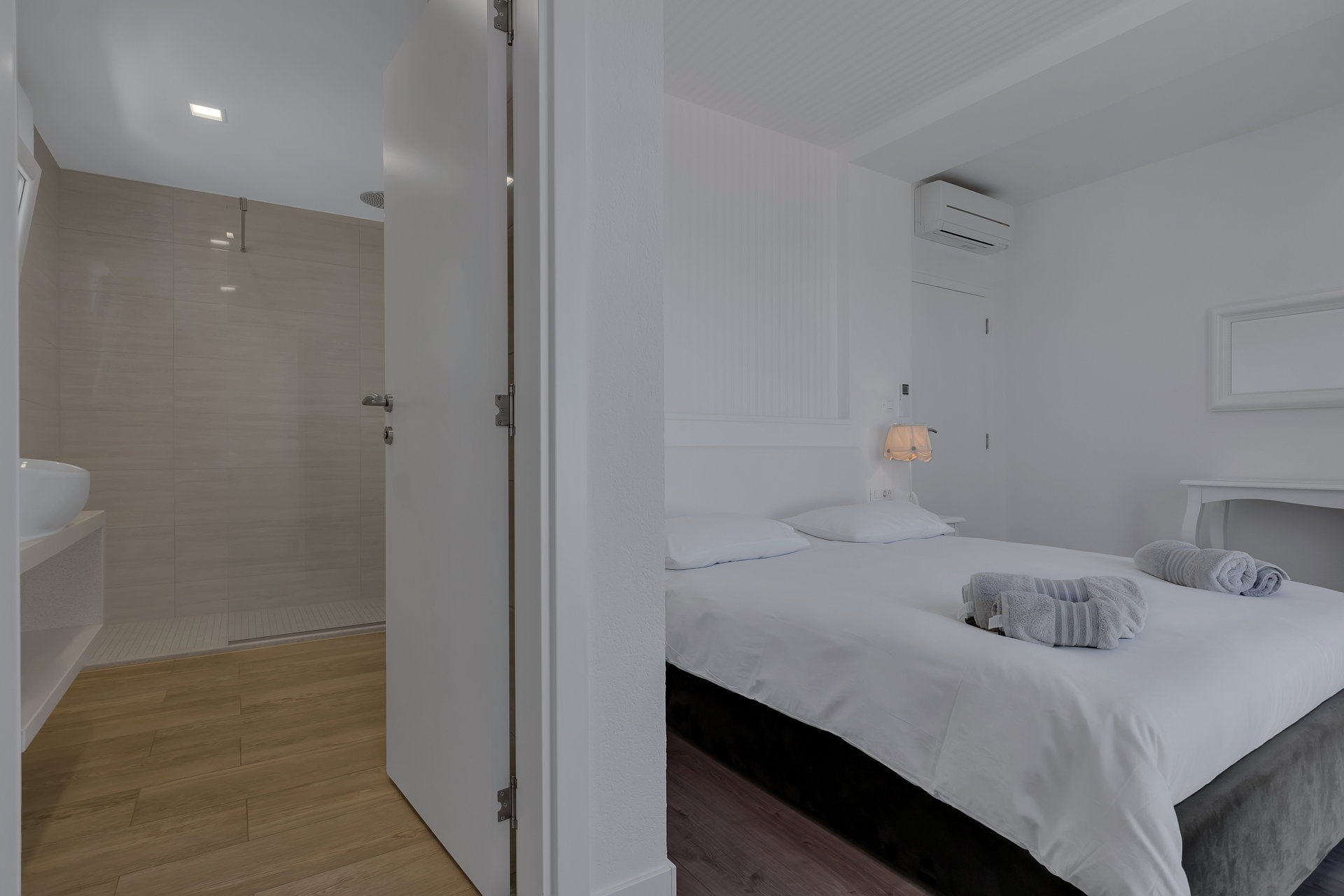 Villa Simply White with Pool