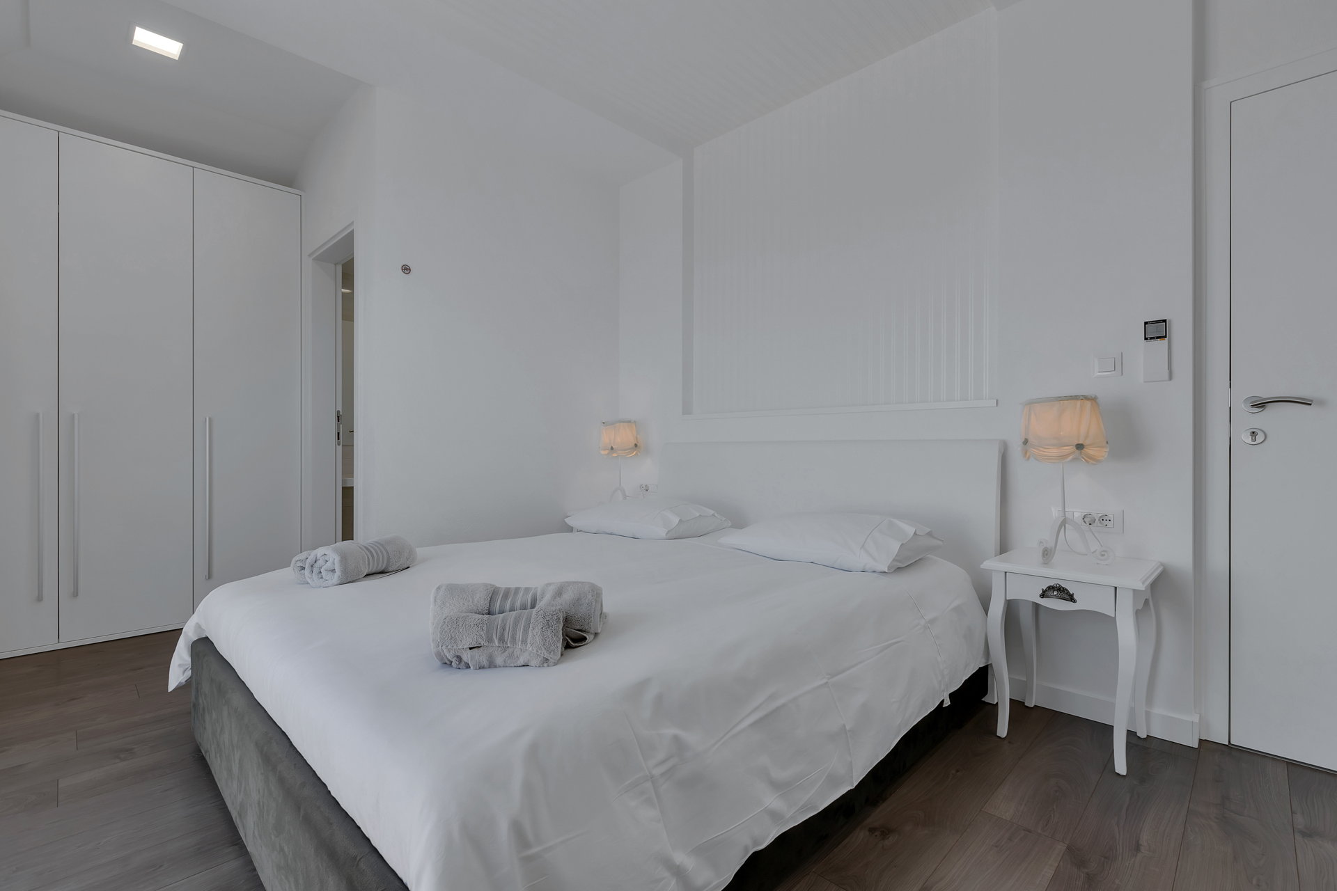 Villa Simply White with Pool