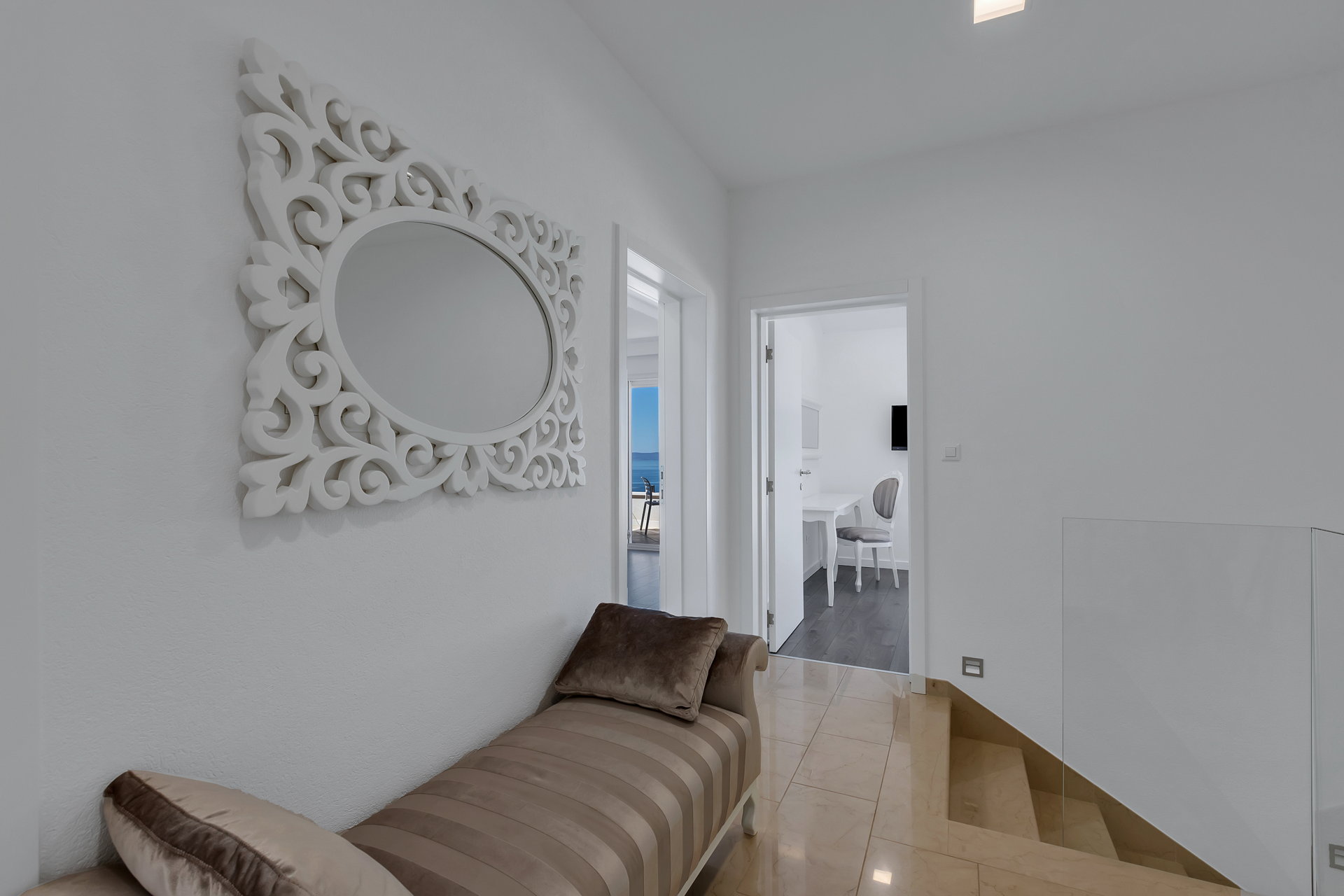 Villa Simply White with Pool