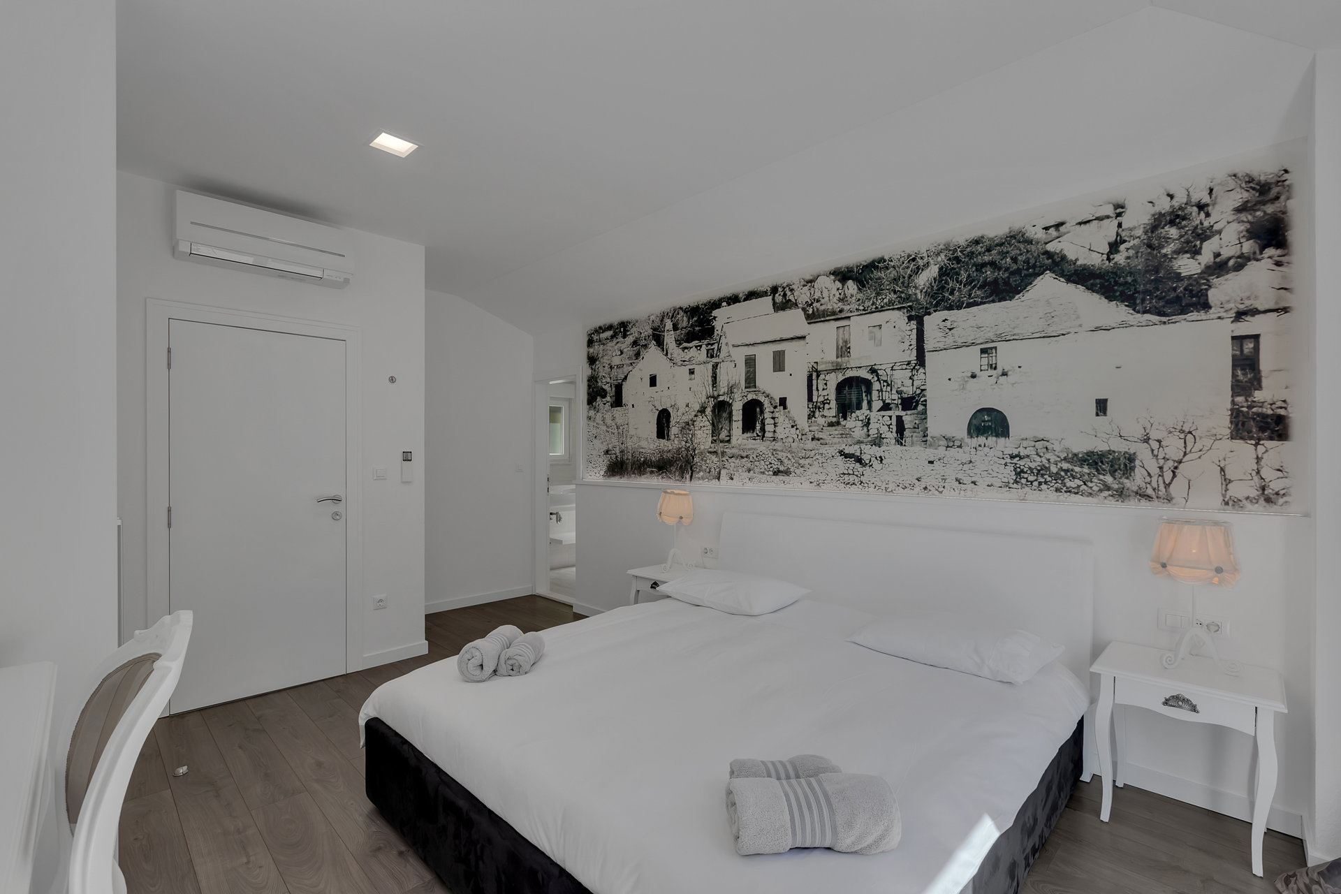Villa Simply White with Pool