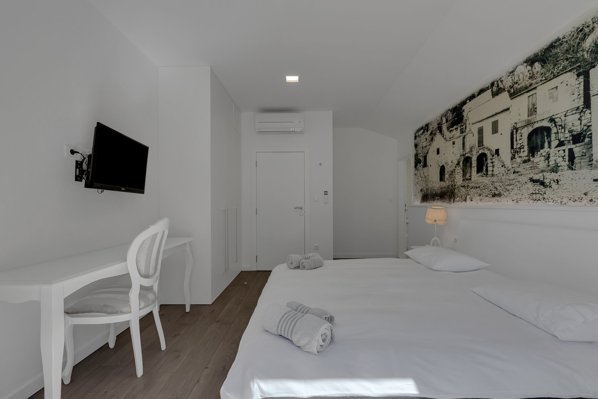 Villa Simply White with Pool